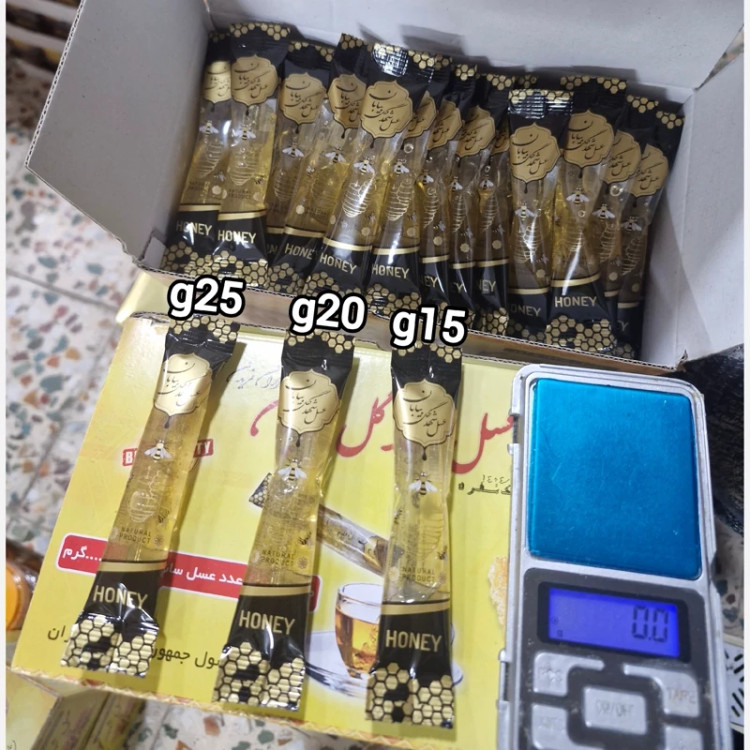 عسل تک نفره ساشه صبحانه برند شهد گل بیابان خرید مستقیم از تولید کننده و دارای سیب سلامت(خرید به تعداد دلخواه) در سه وزن